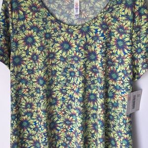 LuLaRoe Classic T